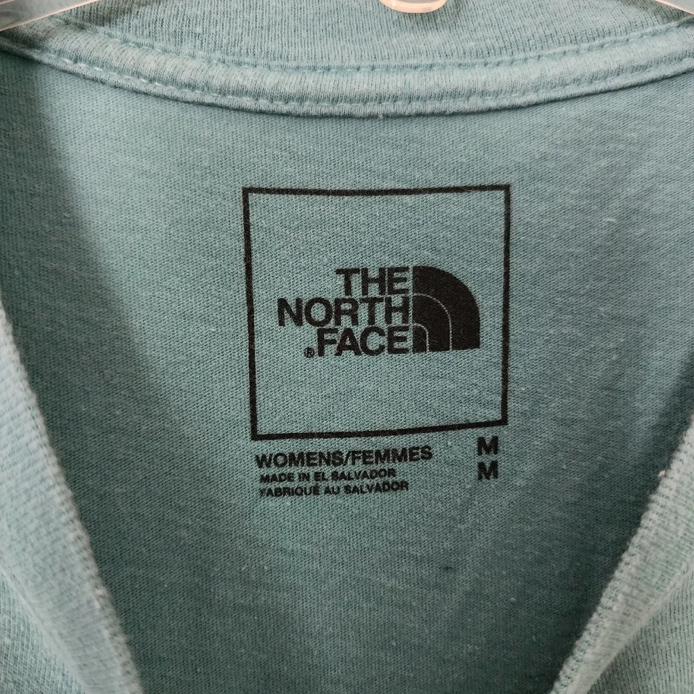 The North Face Teal Women's‎ T-Shirt - Picture 2 of 2